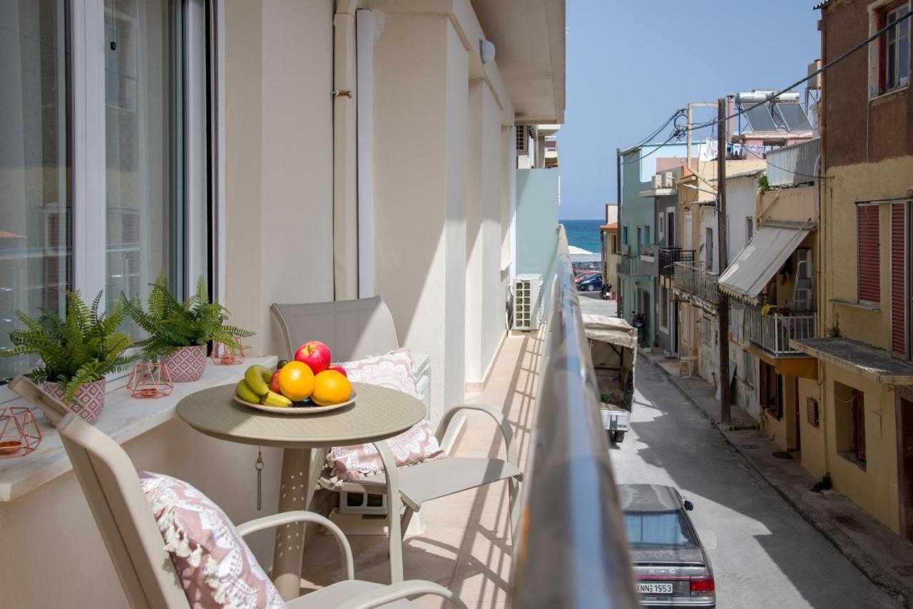 Center Manolia Dream 3 Bedroom Apartment 100M Away From The Beach Khania Eksteriør bilde