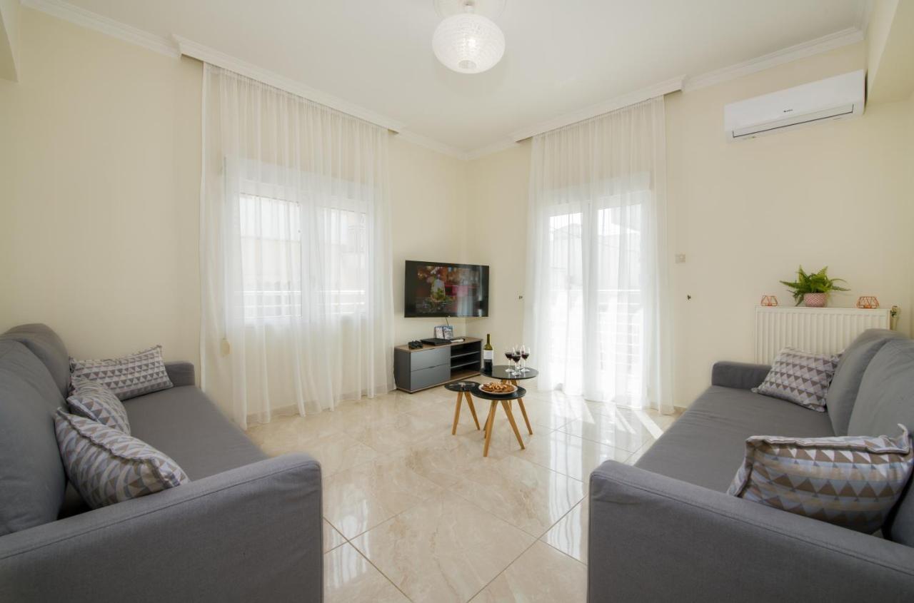 Center Manolia Dream 3 Bedroom Apartment 100M Away From The Beach Khania Eksteriør bilde