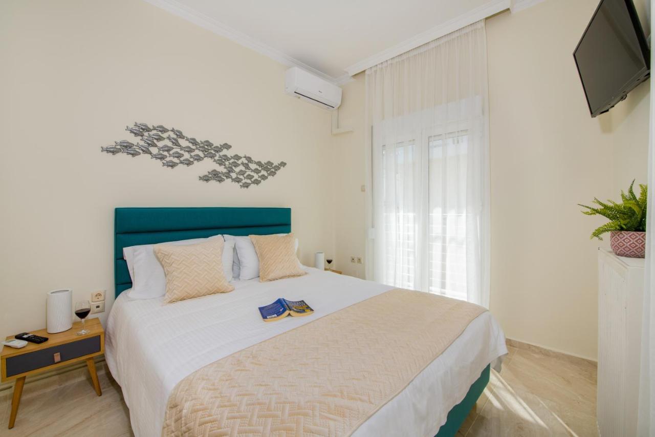 Center Manolia Dream 3 Bedroom Apartment 100M Away From The Beach Khania Eksteriør bilde