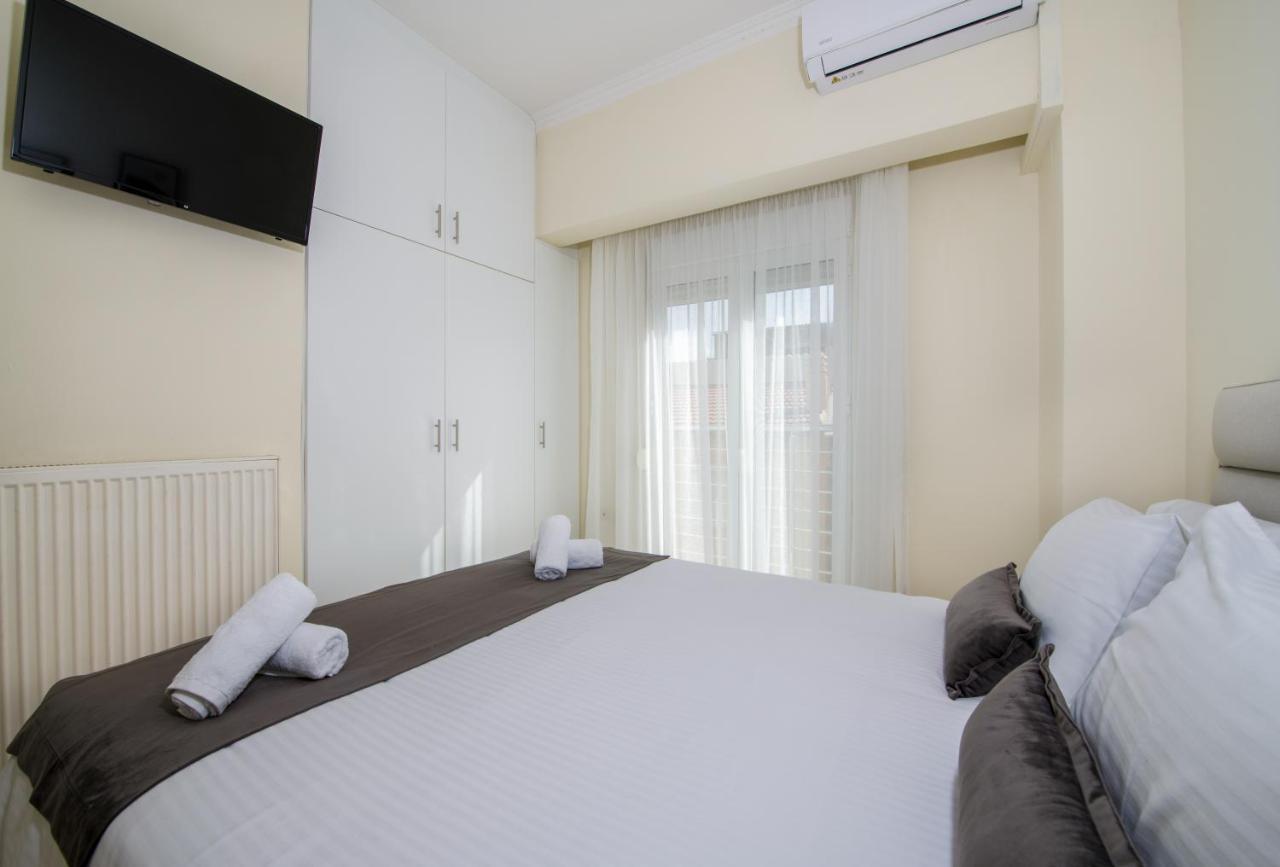 Center Manolia Dream 3 Bedroom Apartment 100M Away From The Beach Khania Eksteriør bilde