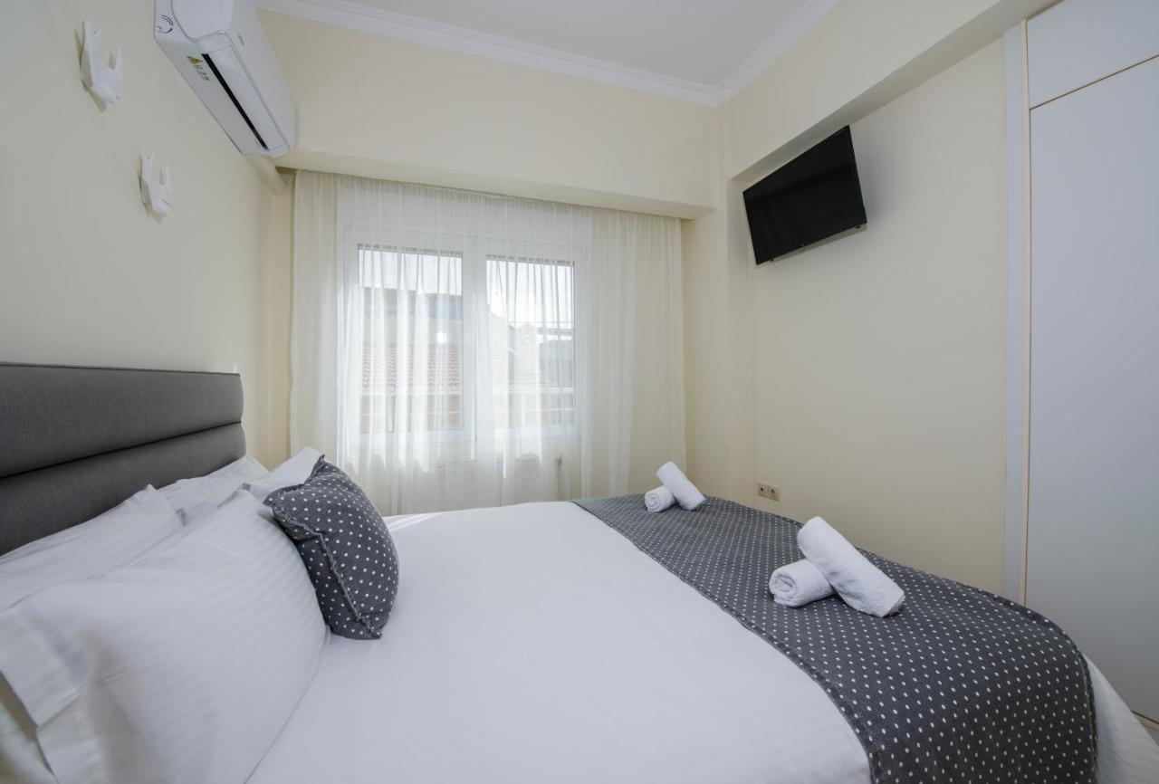 Center Manolia Dream 3 Bedroom Apartment 100M Away From The Beach Khania Eksteriør bilde